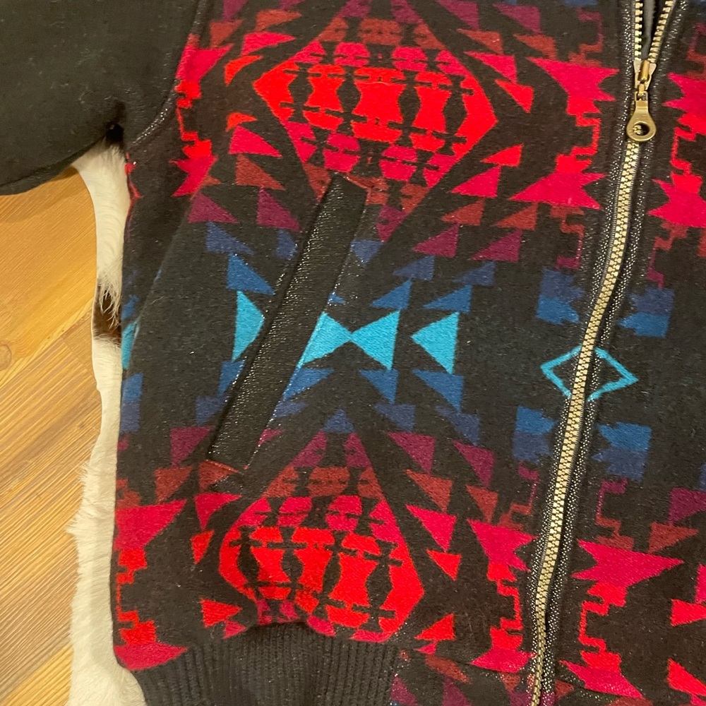 Pendleton Black and Red Jacket - Picture 9 of 16